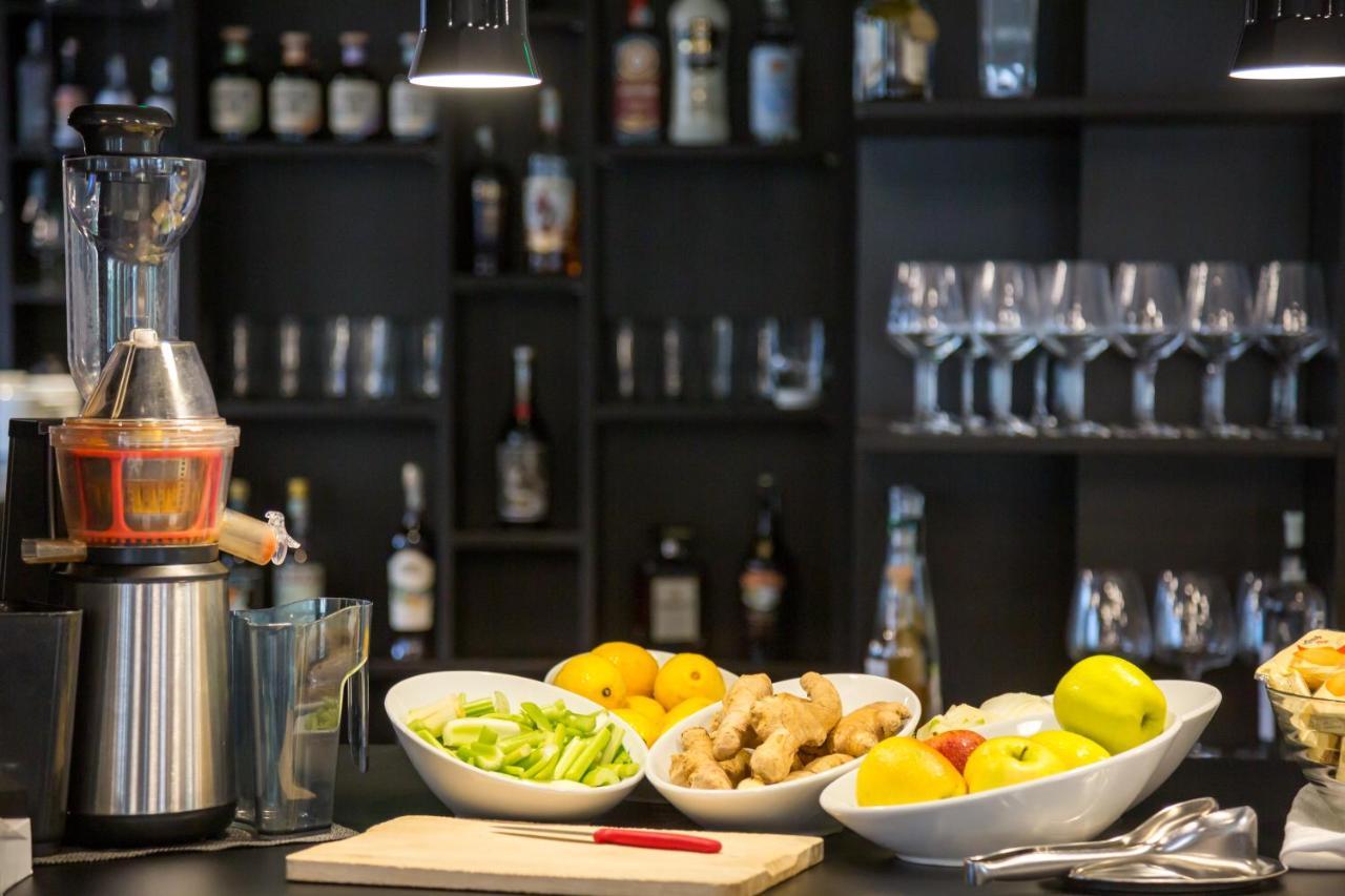 GoTì Hotel Torbole Sul Garda Ngoại thất bức ảnh
