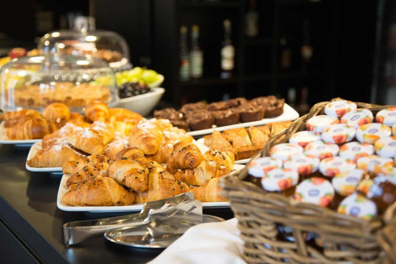 GoTì Hotel Torbole Sul Garda Ngoại thất bức ảnh