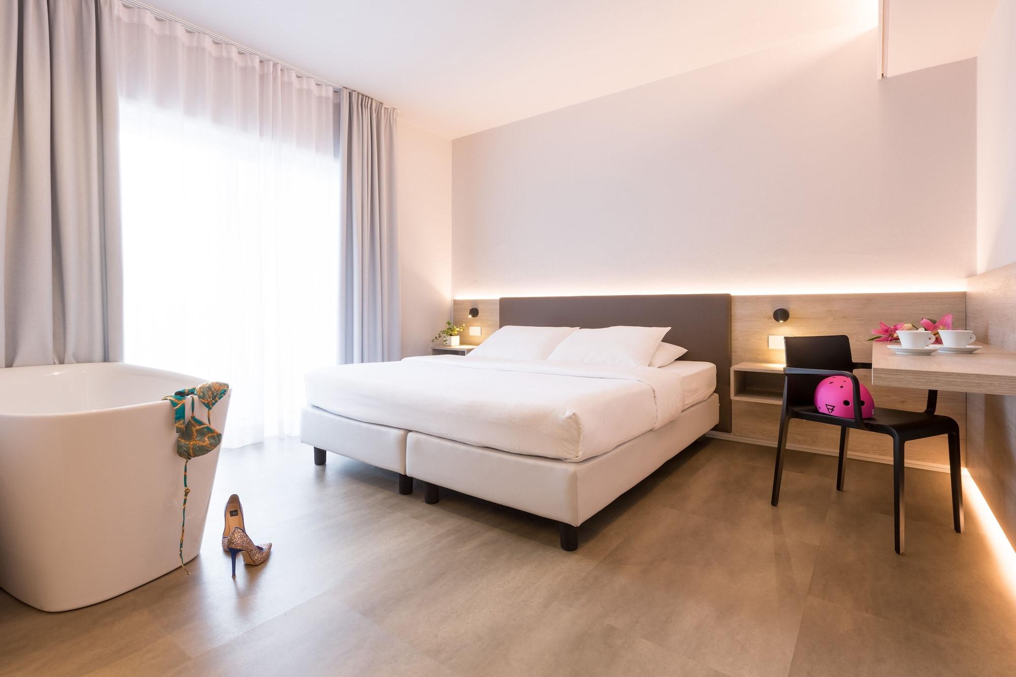 GoTì Hotel Torbole Sul Garda Ngoại thất bức ảnh
