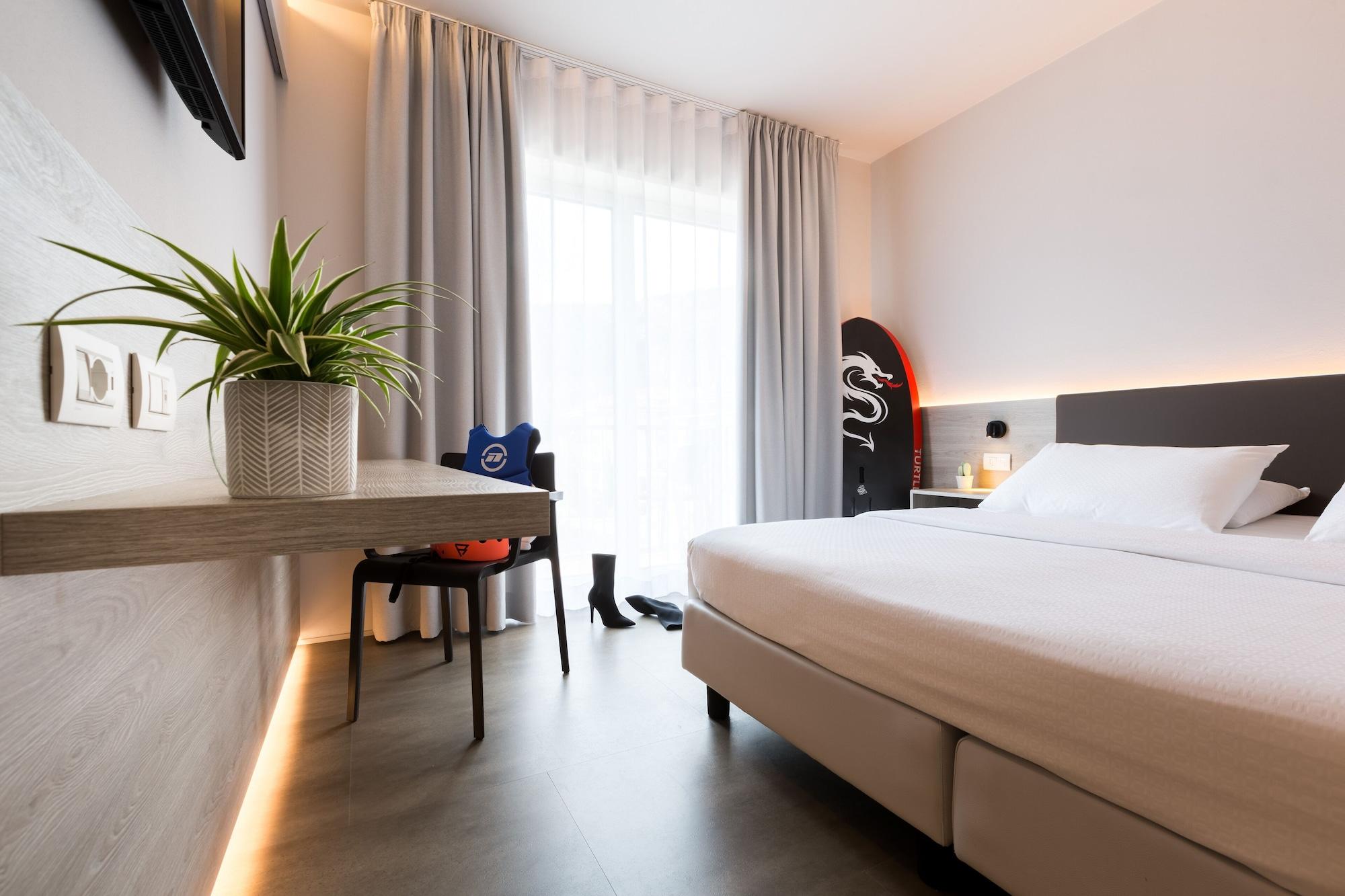 GoTì Hotel Torbole Sul Garda Ngoại thất bức ảnh